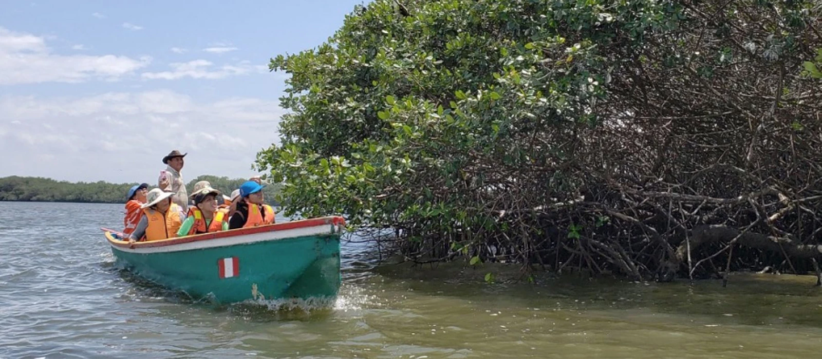 ¡Promociona tu negocio en Y Tú Qué Planes!