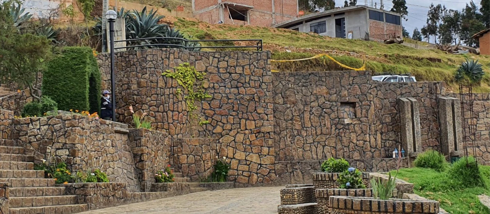 ¡Promociona tu negocio en Y Tú Qué Planes!