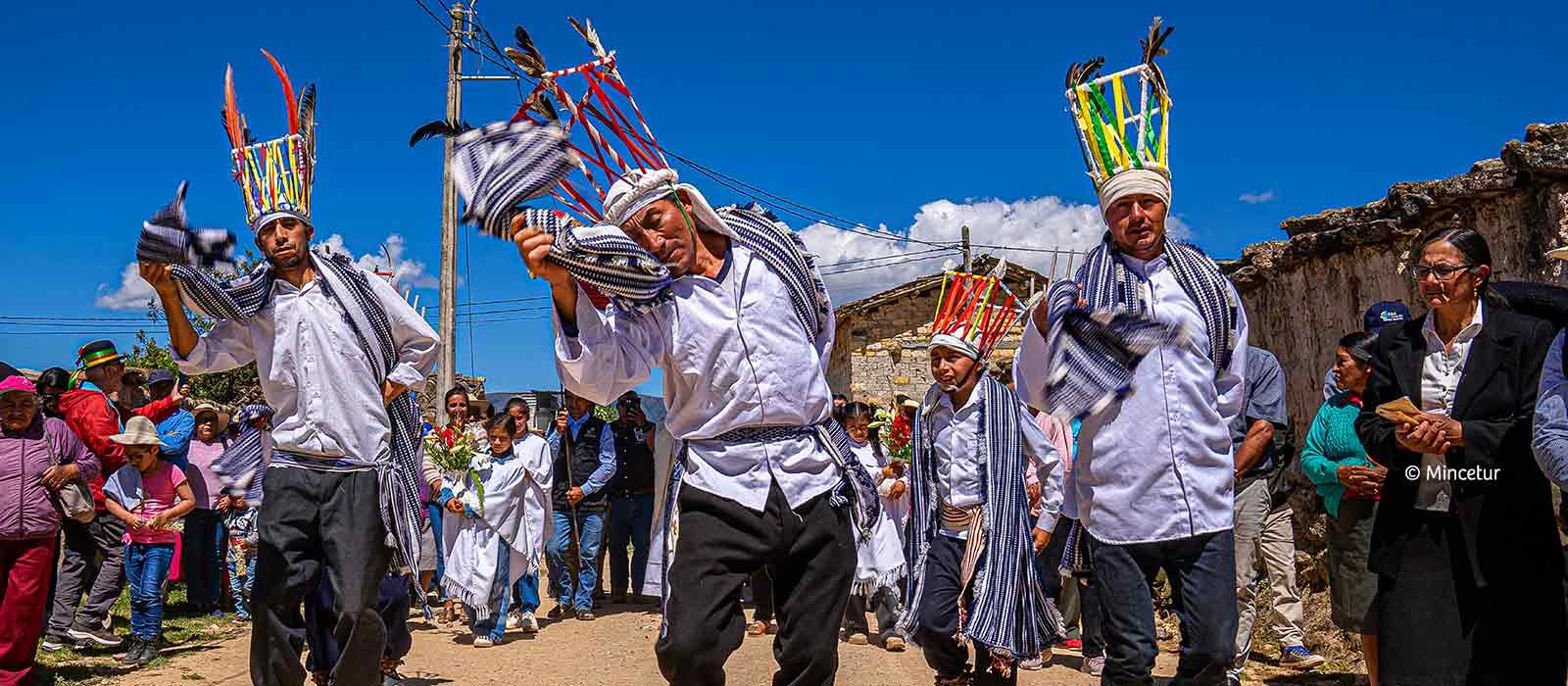 ¡Promociona tu negocio en Y Tú Qué Planes!