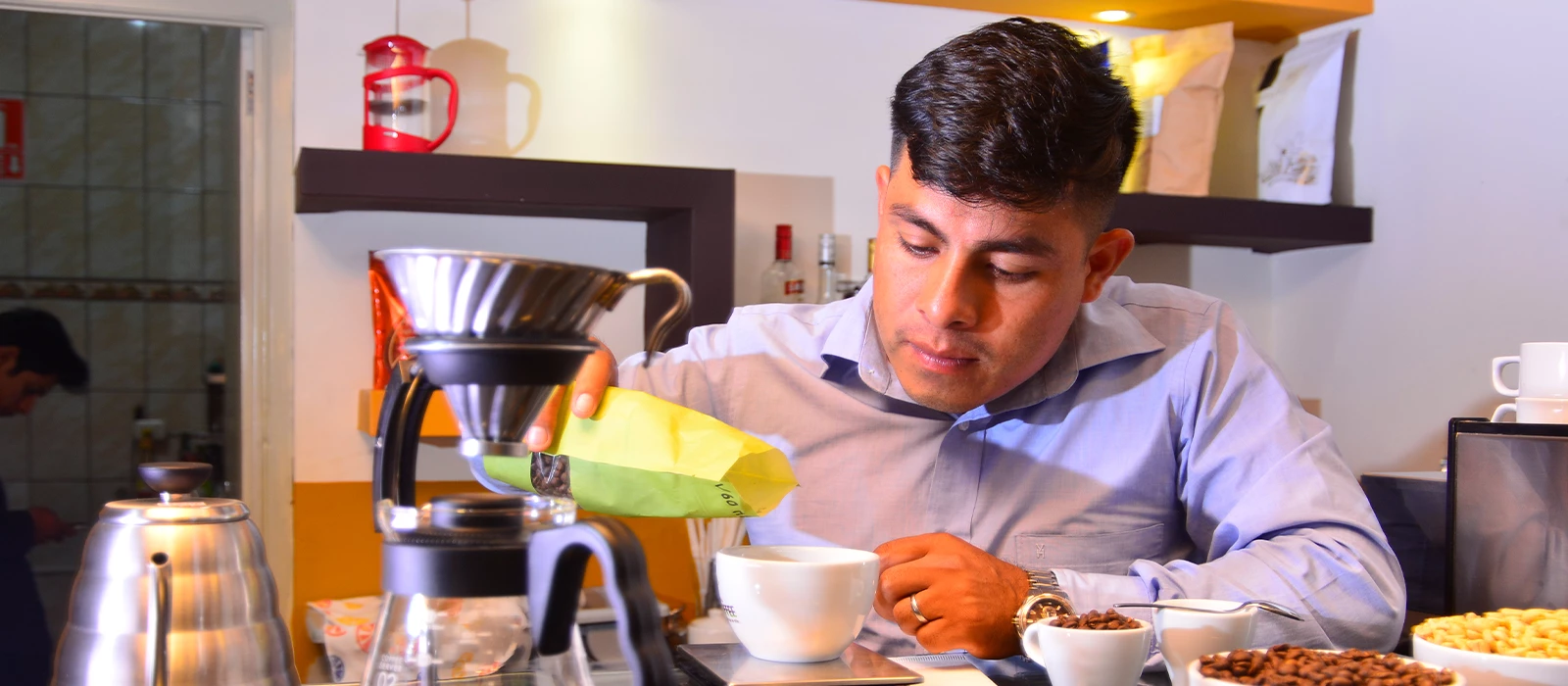 ¡Promociona tu negocio en Y Tú Qué Planes!