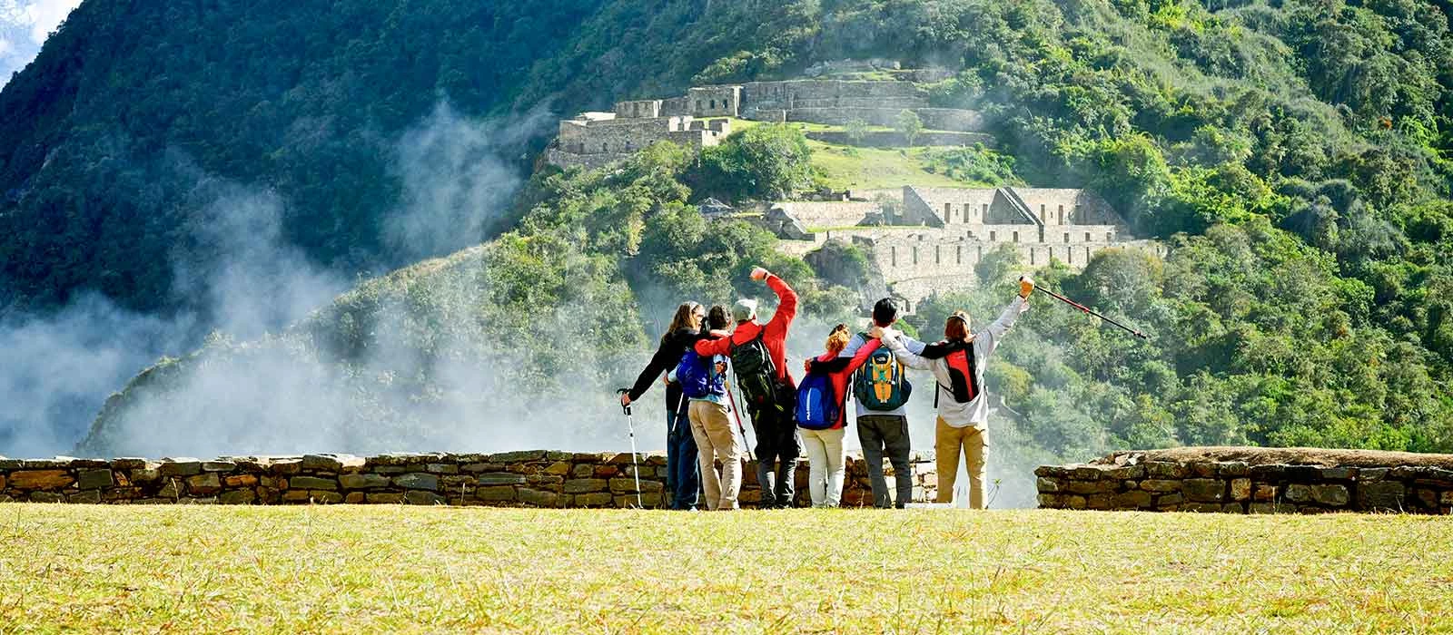 ¡Promociona tu negocio en Y Tú Qué Planes!