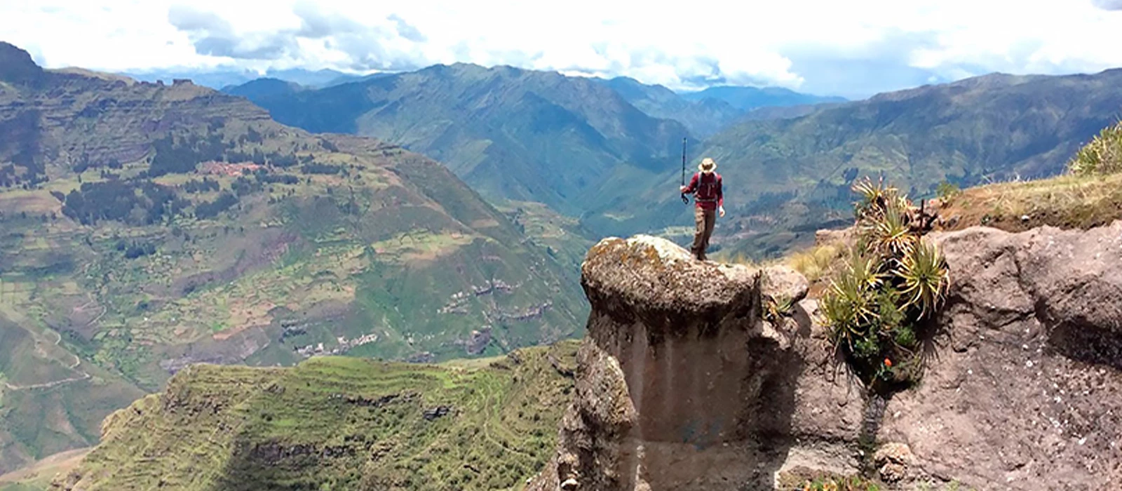 ¡Promociona tu negocio en Y Tú Qué Planes!