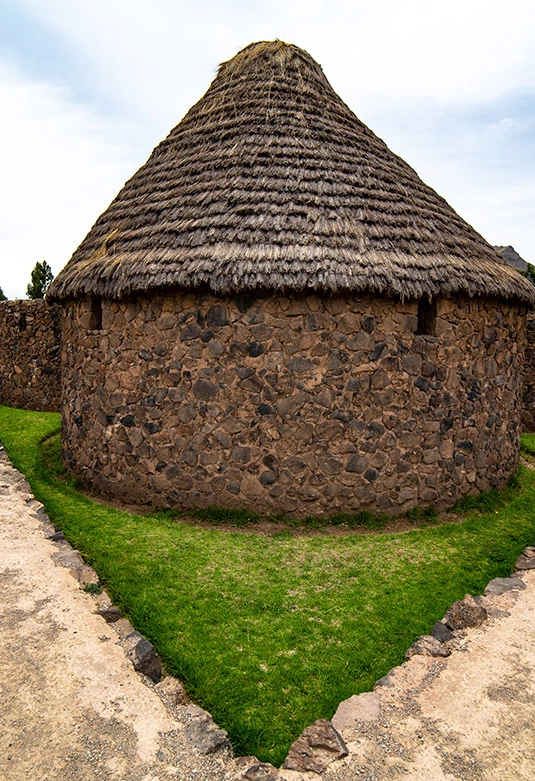 Parque Arqueológico de Raqchi